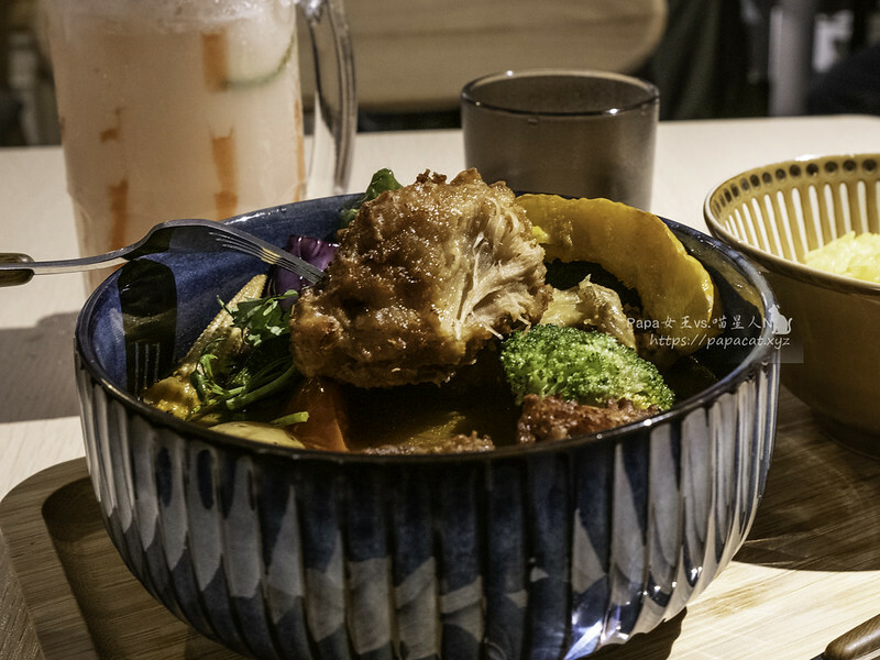 台中蔬食｜ 福屋-Soup curry Fukuya 純素湯咖哩 割包