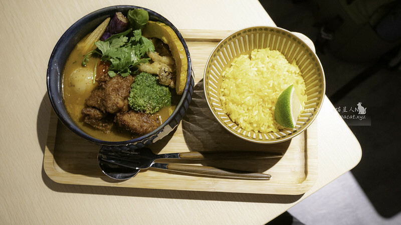 台中蔬食｜ 福屋-Soup curry Fukuya 純素湯咖哩 割包