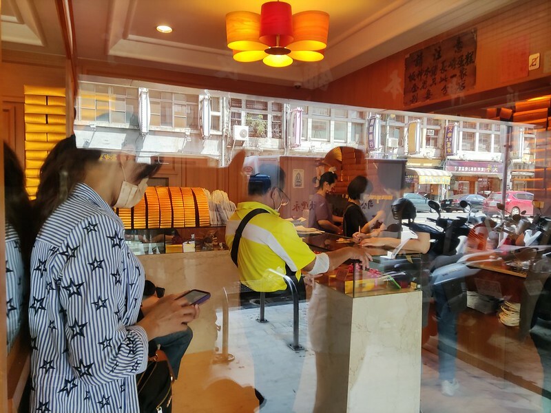 台中中區| 坂神本舖 長崎蛋糕-就是那個年代ㄟ日風蛋糕-需要用"一天的生命去等待"