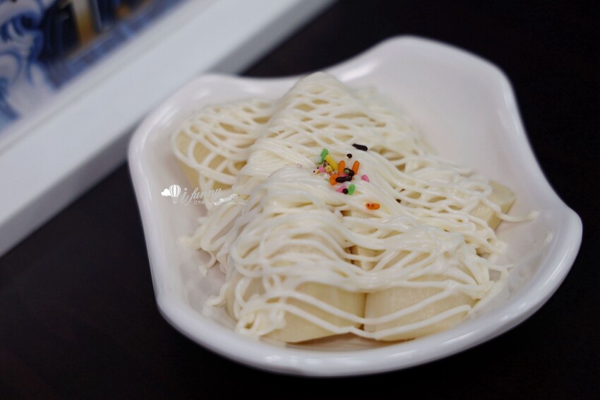 台中美食推薦粥狂浮誇雙龍海鮮粥向上店，龍出海必吃。