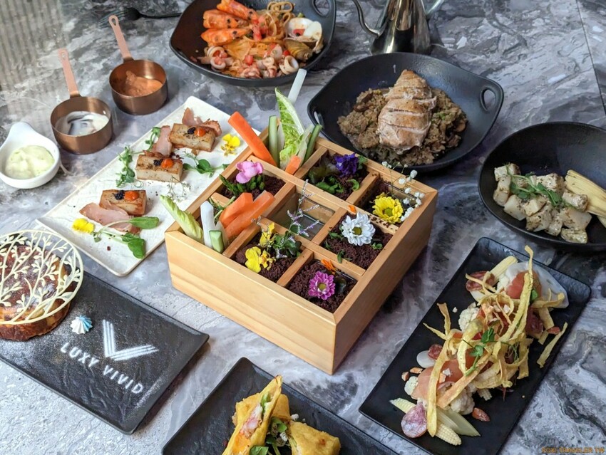Luxy Vivid Bistro 餐酒館|公益路新開幕奢華夢幻頂級餐酒館!超浮誇豪華餐點絕對滿足你的味蕾!台中餐酒推薦、公益路餐酒推薦、公益路餐廳推薦、南屯餐酒推薦 - 佛系旅遊筆記