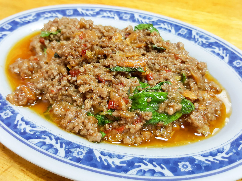 40796471_894198130777350_5020205874350653440_n