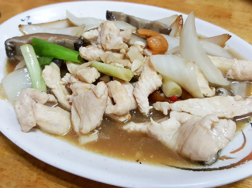 40642811_269088763942636_2757693776574021632_n