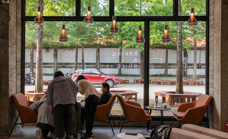 【南投咖啡甜點拌手禮】Feeling 18 LAB.埔里名店18度C巧克力工房2023全新品牌.咖啡x可頌麵包x精品甜點x伴手