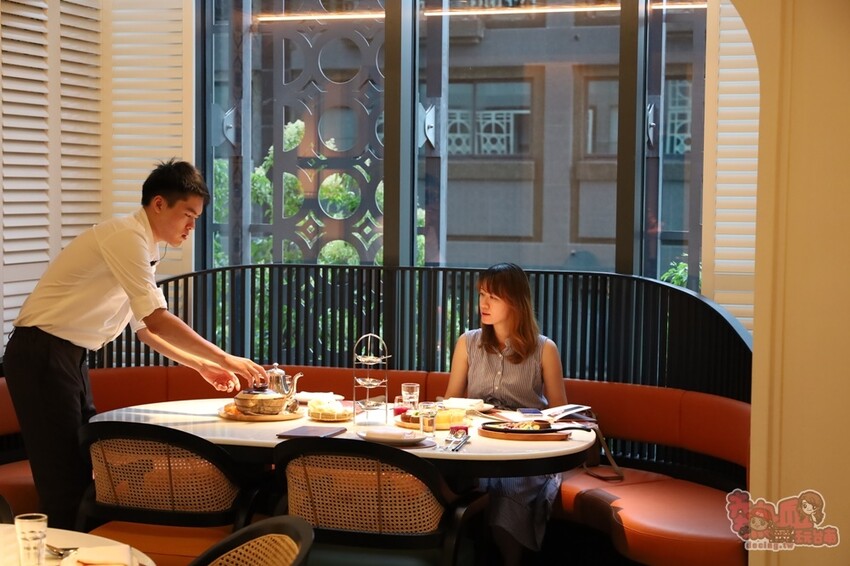 【高雄美食】HAWKER好客餐廳！全台最美南洋風餐館，馬來西亞主廚帶你吃道地街邊美食~ - 熱血玩台南。跳躍新世界