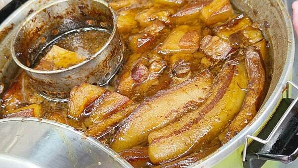 古早味潤餅割包|比米其林還要更厲害的刈包店!評價超級爆高