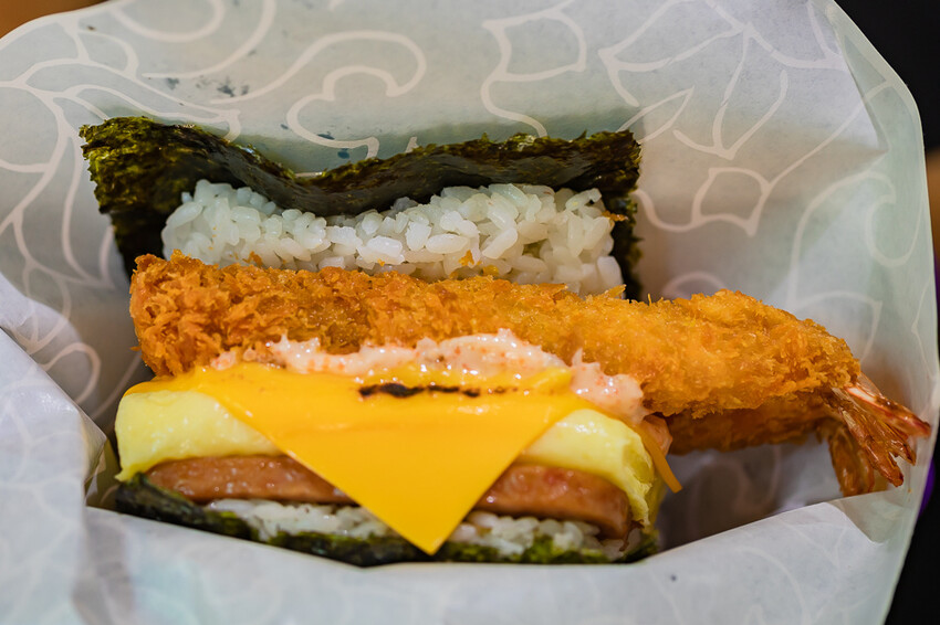 高雄美食 – 初陽握飯糰 x 武廟街口驚現美味日本國民美食小吃！