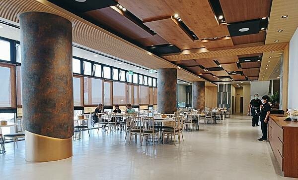 [ 新竹海鮮餐廳 ] 千八料亭-八海宴。鮮嫩的活海鮮料理有著味覺的饗宴滿滿正港的海味/日本鹽烤黑喉魚/慶生聚餐好去處/南寮漁港