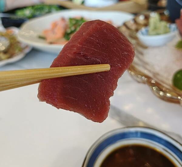 [ 新竹海鮮餐廳 ] 千八料亭-八海宴。鮮嫩的活海鮮料理有著味覺的饗宴滿滿正港的海味/日本鹽烤黑喉魚/慶生聚餐好去處/南寮漁港