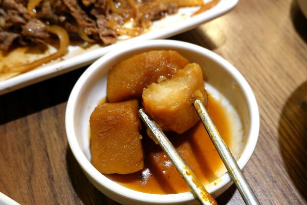 有免費茶飲的好吃西門町韓式料理個人套餐、西門韓式個人鍋物-釜山順豆腐，一個人就能開吃的平價韓式料理套餐