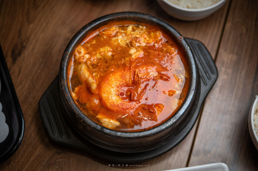 釜山順豆腐西門店|30年韓國料理老字號,從學生時期吃到現在口味依舊好吃,三人套餐超澎湃一人來吃也沒有問