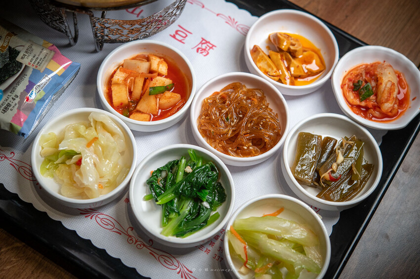 釜山順豆腐西門店|30年韓國料理老字號,從學生時期吃到現在口味依舊好吃,三人套餐超澎湃一人來吃也沒有問