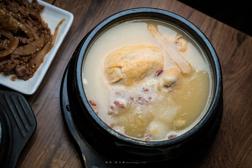 釜山順豆腐西門店|30年韓國料理老字號,從學生時期吃到現在口味依舊好吃,三人套餐超澎湃一人來吃也沒有問