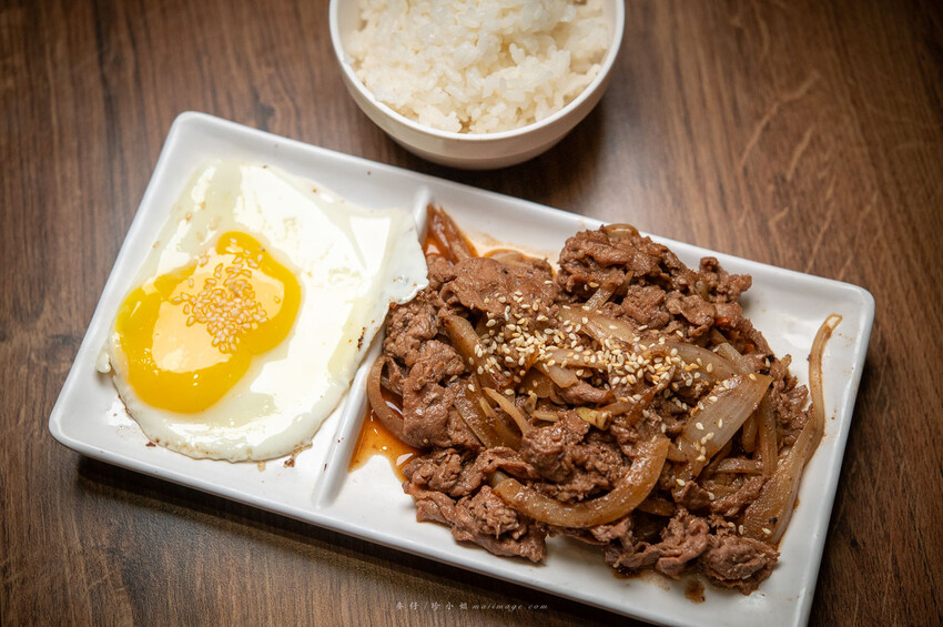 釜山順豆腐西門店|30年韓國料理老字號,從學生時期吃到現在口味依舊好吃,三人套餐超澎湃一人來吃也沒有問