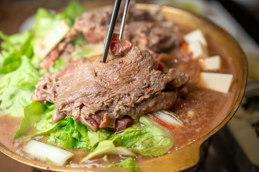 釜山順豆腐西門店|30年韓國料理老字號,從學生時期吃到現在口味依舊好吃,三人套餐超澎湃一人來吃也沒有問