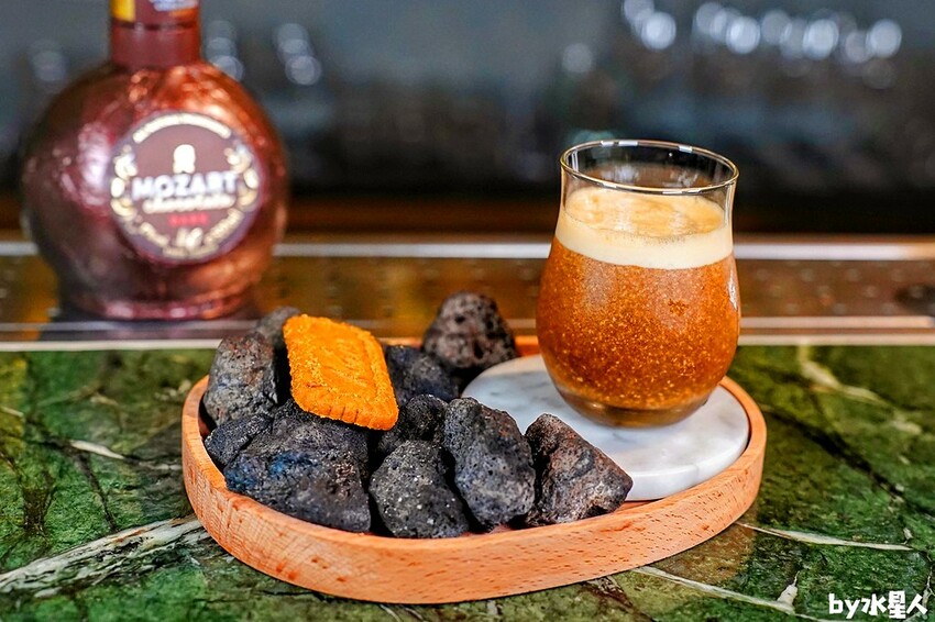 小閣樓放感情:台北大安餐酒館推薦,質感包廂聚餐包場,當月壽星