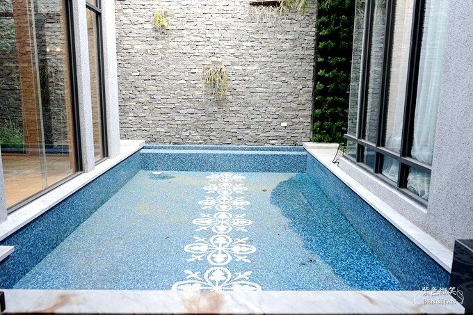 台中市南屯區台中芭蕾城堡酒店》頂級villa房型，泳池SPA好享受，不出國也能體驗異國風情的魅力