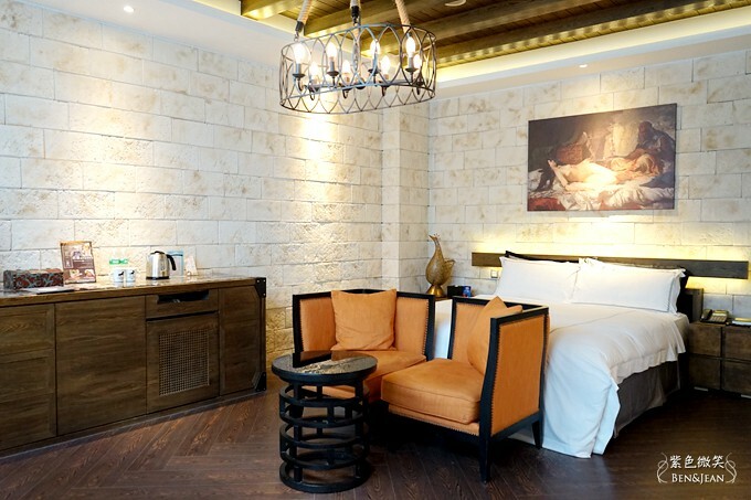 台中市南屯區台中芭蕾城堡酒店》頂級villa房型，泳池SPA好享受，不出國也能體驗異國風情的魅力