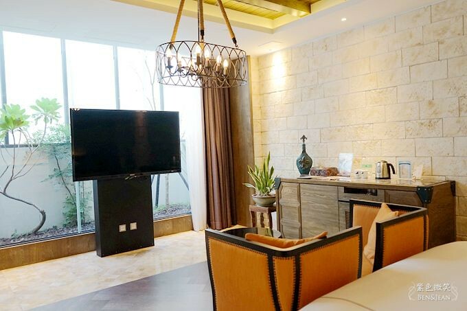 台中市南屯區台中芭蕾城堡酒店》頂級villa房型，泳池SPA好享受，不出國也能體驗異國風情的魅力