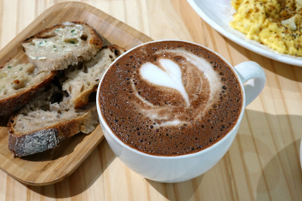 三峽下午茶推薦-L'Arbre de Vie蔬食餐廳,好吃三峽手作可頌麵包,位於三峽學區有法國主廚的三峽義法餐廳無肉蔬食