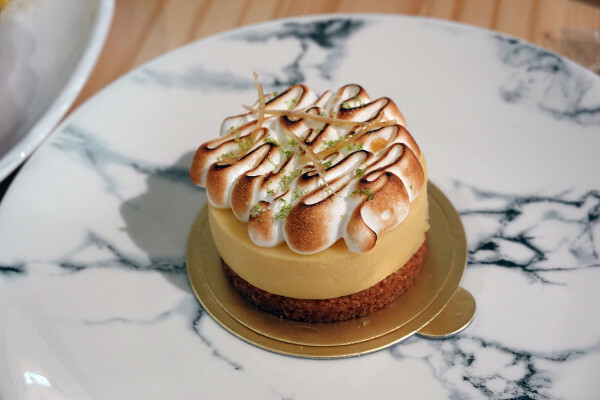 三峽下午茶推薦-L'Arbre de Vie蔬食餐廳,好吃三峽手作可頌麵包,位於三峽學區有法國主廚的三峽義法餐廳無肉蔬食