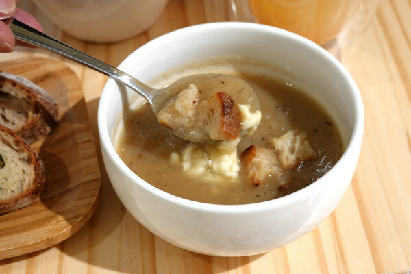 三峽下午茶推薦-L'Arbre de Vie蔬食餐廳,好吃三峽手作可頌麵包,位於三峽學區有法國主廚的三峽義法餐廳無肉蔬食