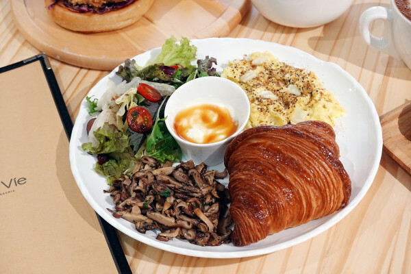 三峽下午茶推薦-L'Arbre de Vie蔬食餐廳,好吃三峽手作可頌麵包,位於三峽學區有法國主廚的三峽義法餐廳無肉蔬食