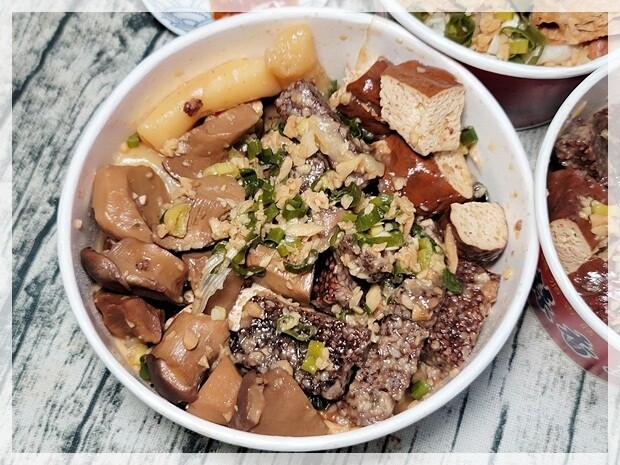 【豐原】灶腳古早味蒜香烏龍豆干~逛豐原太平洋夜市必吃夜市美食