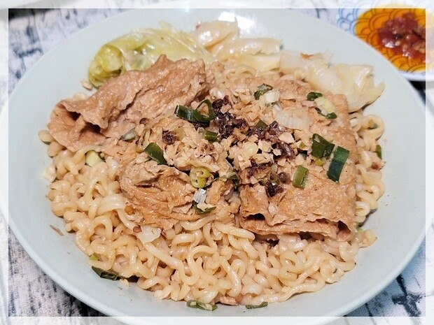 【豐原】灶腳古早味蒜香烏龍豆干~逛豐原太平洋夜市必吃夜市美食