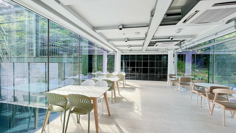 高雄｜光室咖啡 Light Is Café  原址是壽山動物園黑猩猩的家/一起來去動物園喝咖啡