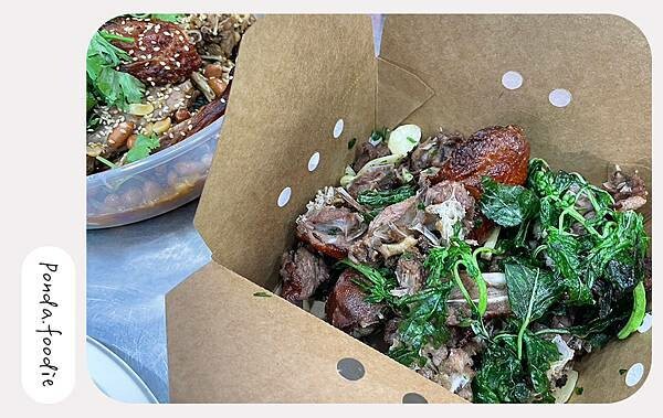 福徠鴨新台式烤鴨|新竹美食沙漠的綠洲，烤鴨皮脆肉嫩~大推!