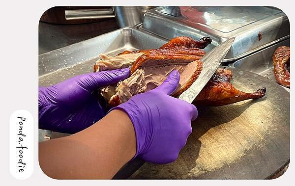 福徠鴨新台式烤鴨|新竹美食沙漠的綠洲，烤鴨皮脆肉嫩~大推!