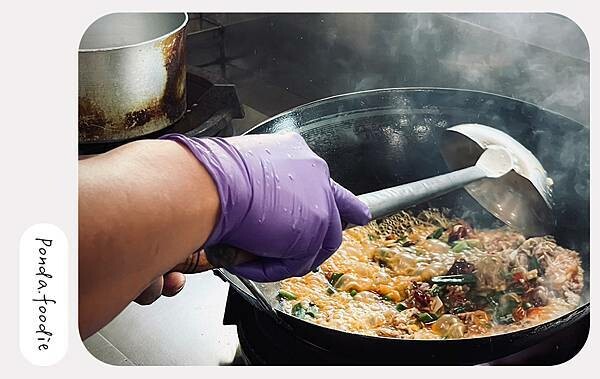 福徠鴨新台式烤鴨|新竹美食沙漠的綠洲，烤鴨皮脆肉嫩~大推!