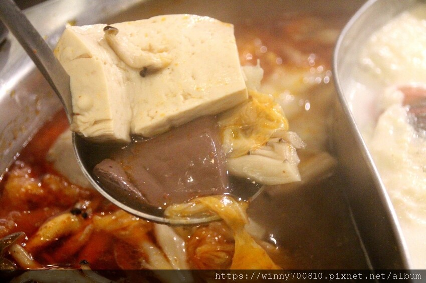 台北車站美食 | 【瓦法奇朵-W.麻辣Bar】 生日幾歲就送