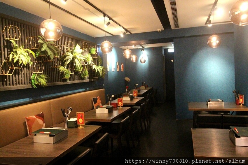 台北車站美食 | 【瓦法奇朵-W.麻辣Bar】 生日幾歲就送