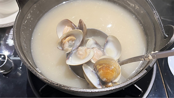 【桃園美食】藝文特區質感火鍋|蔬食吃到飽|加89元吃到和牛飯