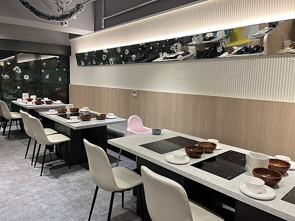 【桃園美食】藝文特區質感火鍋|蔬食吃到飽|加89元吃到和牛飯