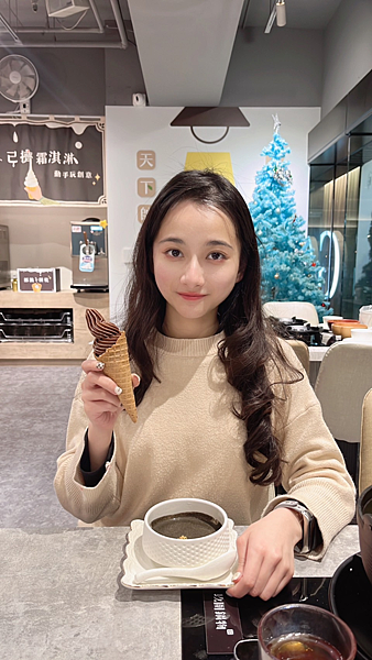 【桃園美食】藝文特區質感火鍋|蔬食吃到飽|加89元吃到和牛飯