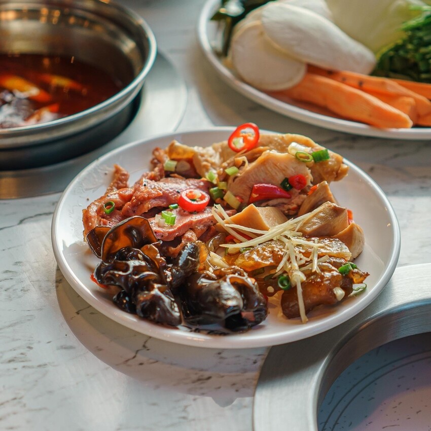 新北 三重區 羽葉麻辣火鍋 三重都會館 吃到飽 和牛 14.jpg