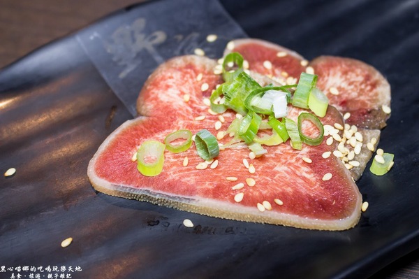 野饌日式炭火燒肉：高雄新興︱野饌日式炭火燒肉火烤兩吃吃到飽