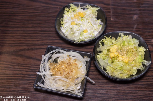 野饌日式炭火燒肉：高雄新興︱野饌日式炭火燒肉火烤兩吃吃到飽