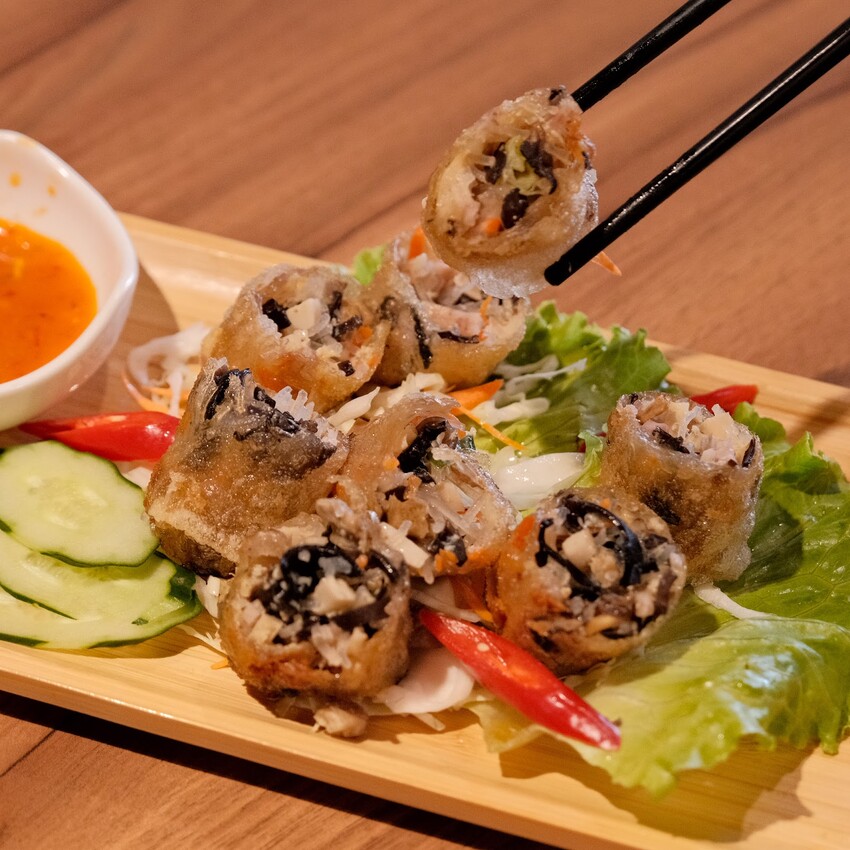 【信義區素食推薦】味萊樹創意蔬食料理～素食料理只要125元起！吳興街商圈素食料理、信義區平價美食～台北素食餐廳推薦！附菜單