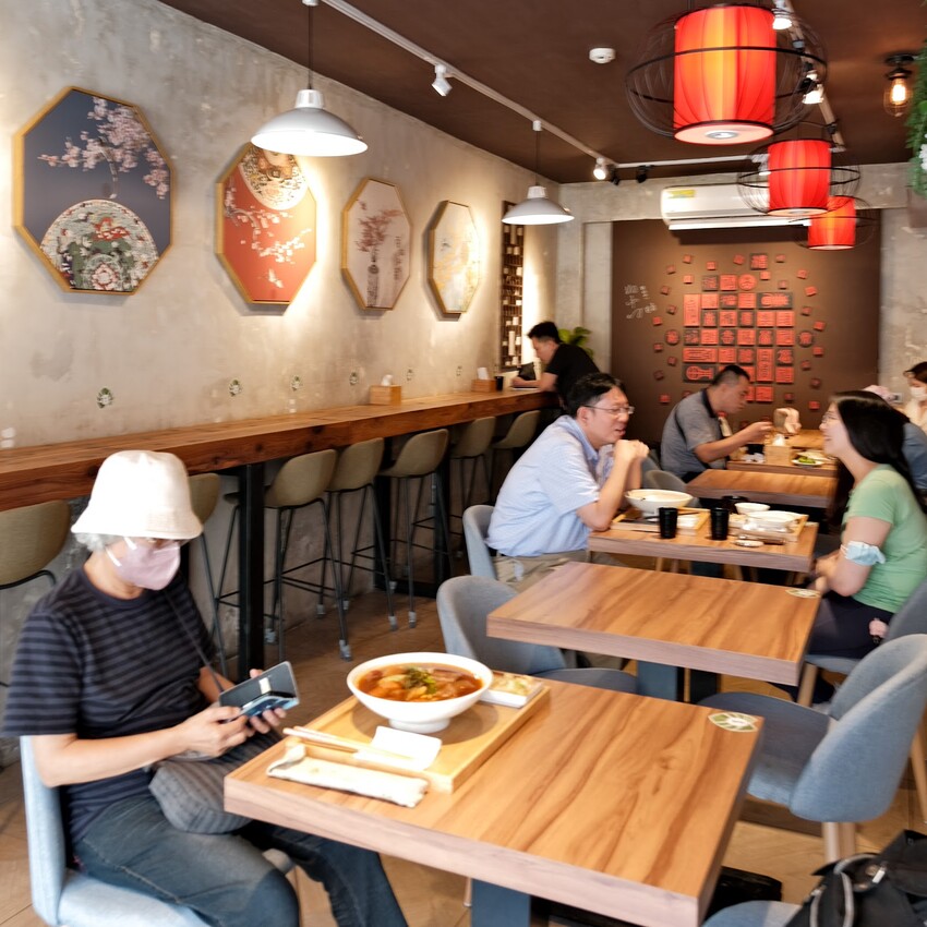 【信義區素食推薦】味萊樹創意蔬食料理～素食料理只要125元起！吳興街商圈素食料理、信義區平價美食～台北素食餐廳推薦！附菜單