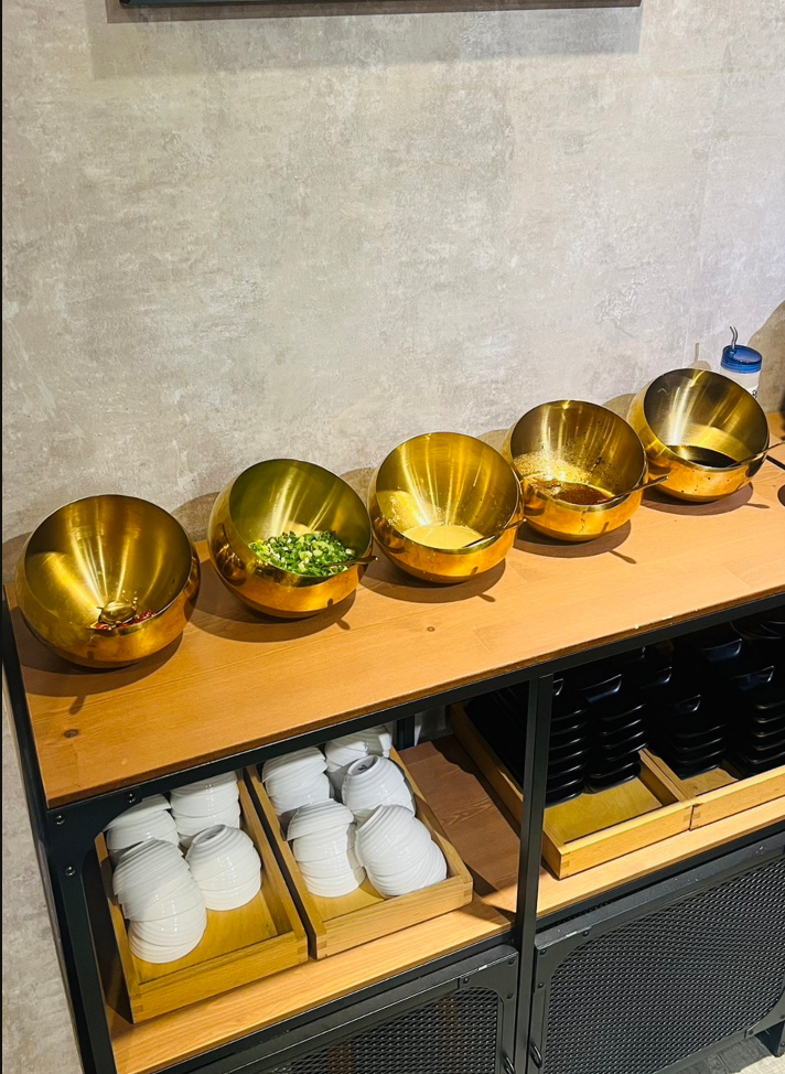 [台中北區]花漾夯夯鍋｜$229起火鍋吃到飽｜$99up值升火烤雙享｜獨家梅干肉片、麻辣鴨血、刈包不限量爽爽吃｜內附菜單 - 萍姐愛分享