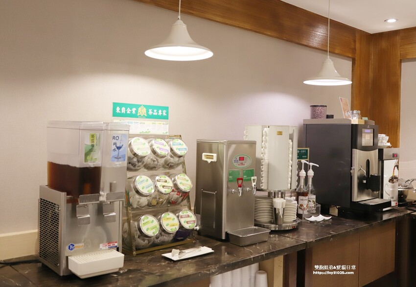 高雄住宿優質選擇 康橋商旅光榮碼頭館 早餐消夜點心 旅途精神糧食