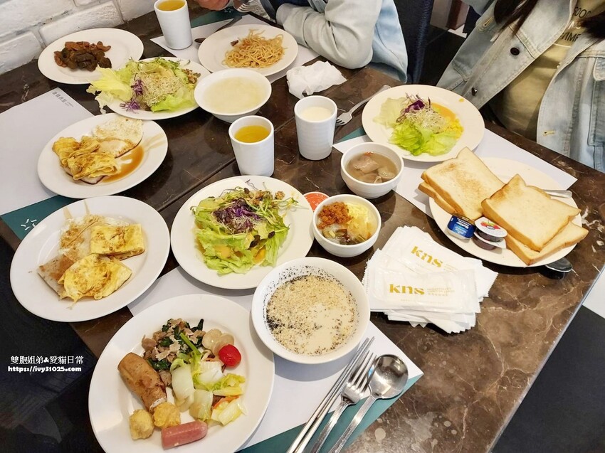 高雄住宿優質選擇 康橋商旅光榮碼頭館 早餐消夜點心 旅途精神糧食