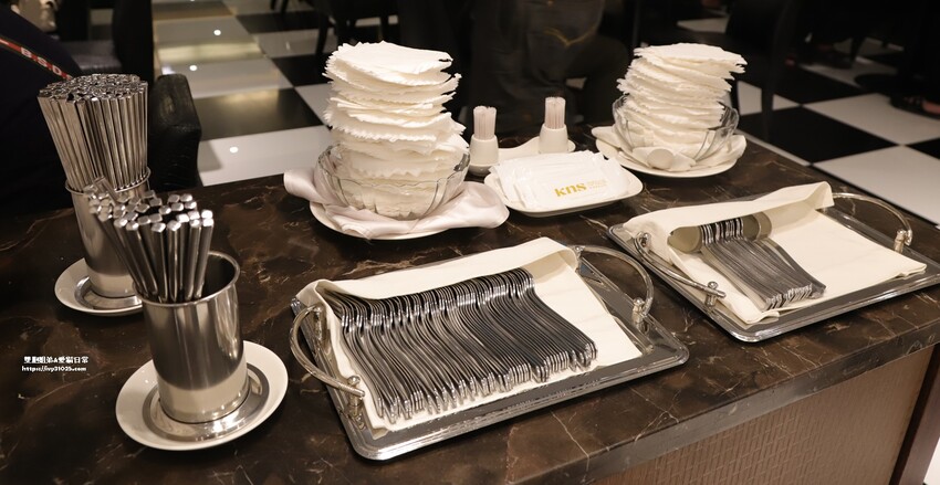 高雄住宿優質選擇 康橋商旅光榮碼頭館 早餐消夜點心 旅途精神糧食