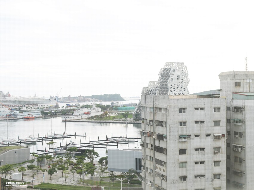 高雄住宿優質選擇 康橋商旅光榮碼頭館 早餐消夜點心 旅途精神糧食