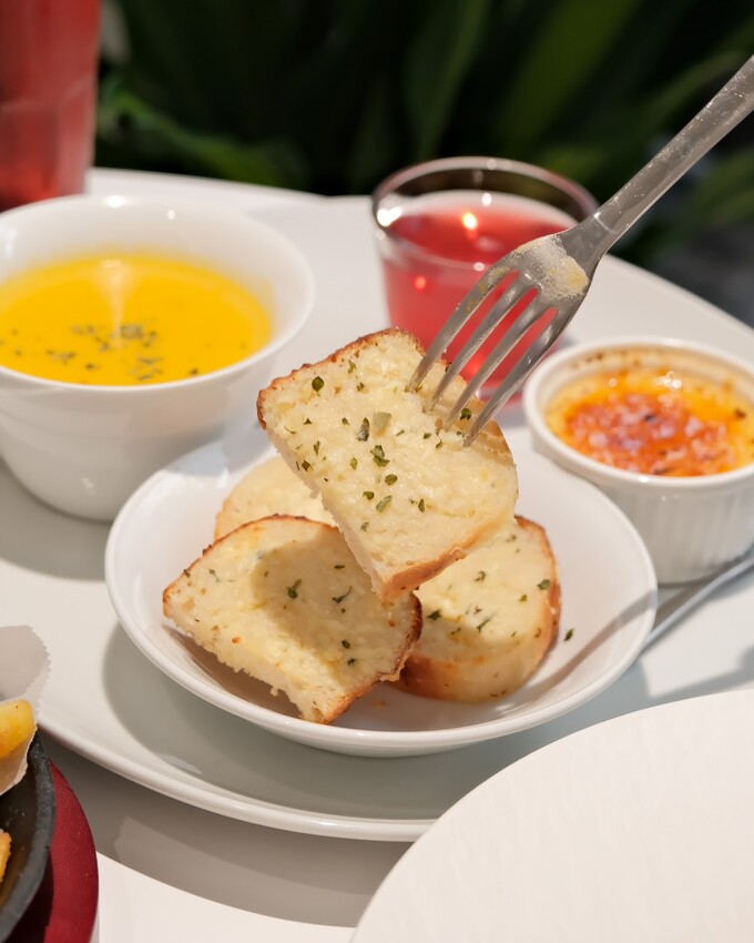 【西門美食推薦】Flag只見生義大利麵～手工生義大利麵超好吃只要200元起！還可以精緻套餐超划算！西門網美打卡餐廳推薦、西門義大利麵、西門必吃美食～