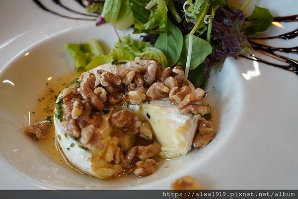 【新竹美食週記】LEE’S Dream 餐酒館,香草蜂蜜熱烤